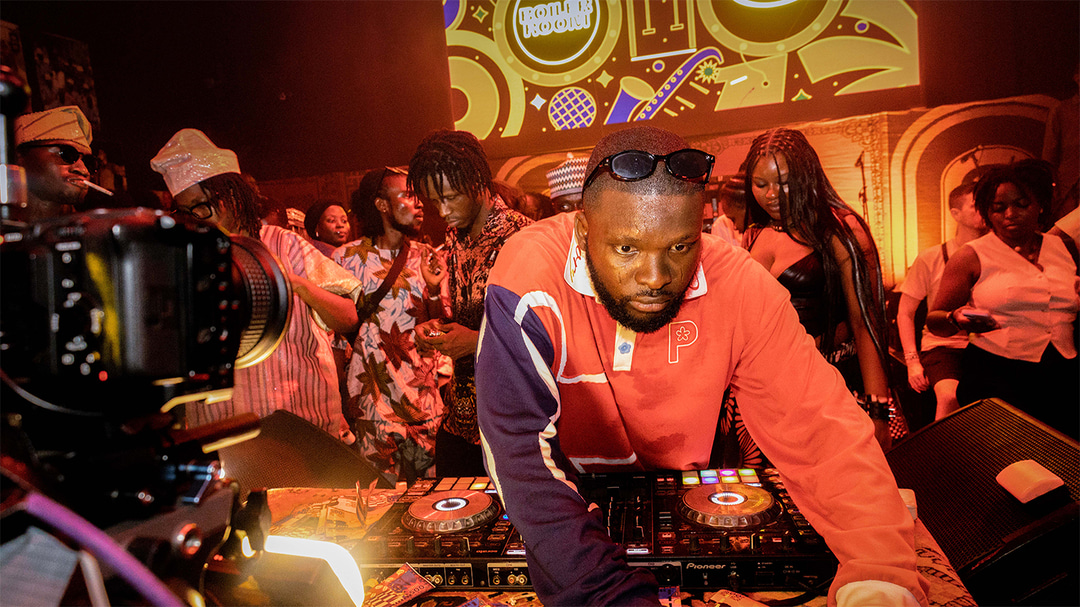 Photo of set Abiodun.