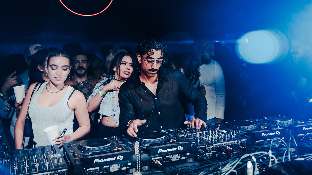 Photo of set Ape Drums.