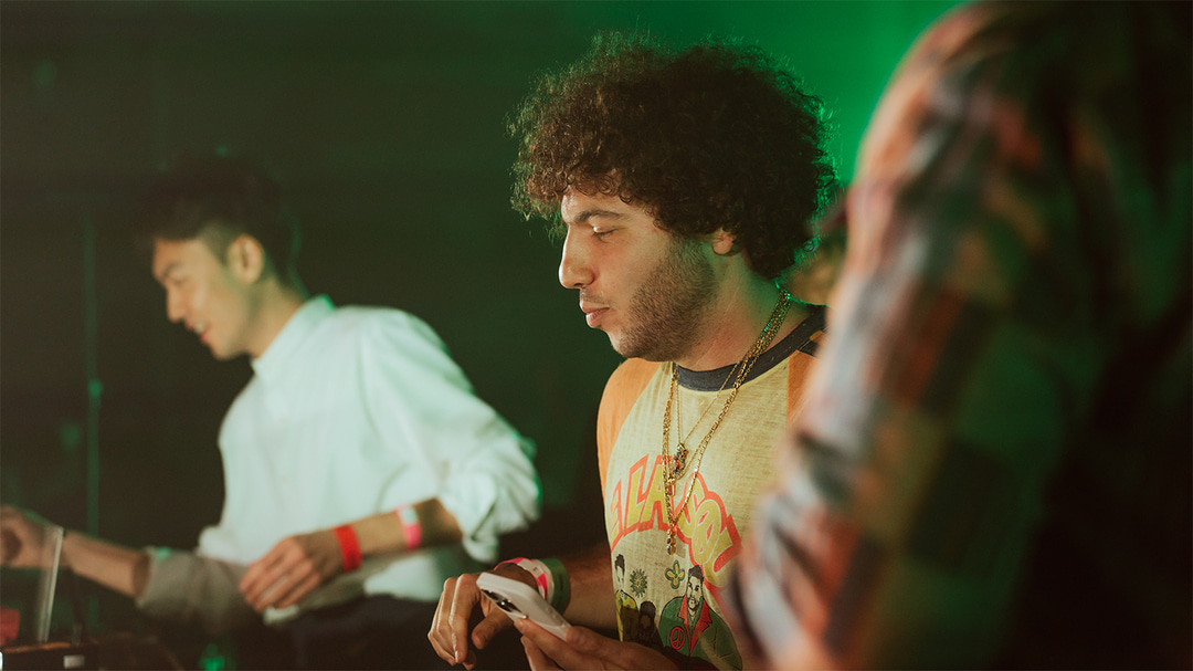 Photo of set Benny Blanco.