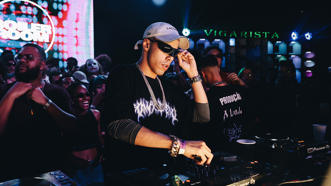 Photo of set DJ Blakes.