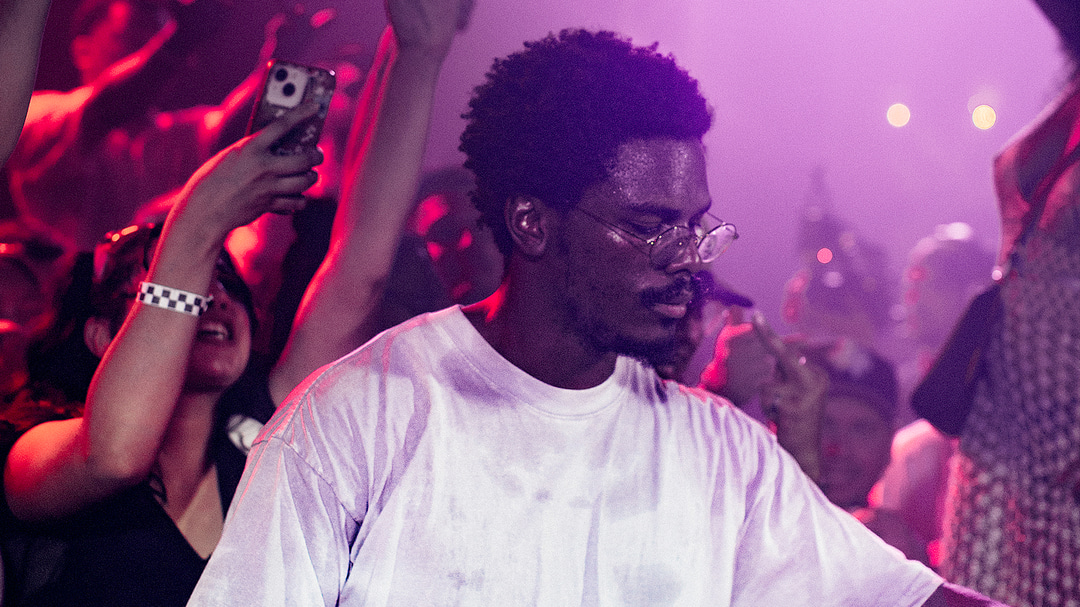 Photo of set Stonie Blue.