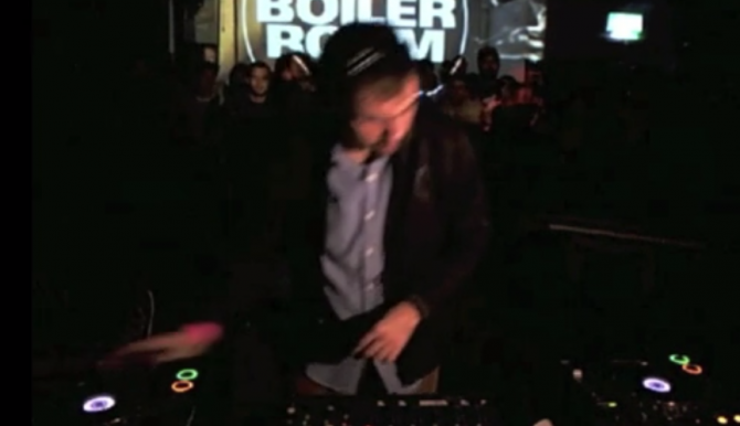 Photo of set John Talabot.