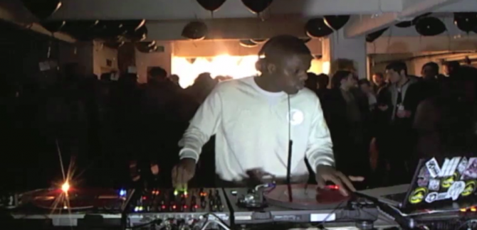 Photo of set Blue Daisy 40 Min Mix.