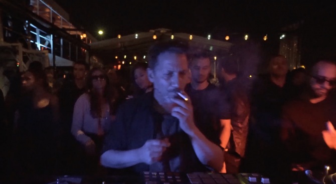 Photo of set Toulouse Low Trax.