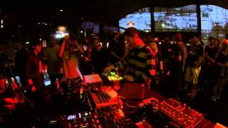 Photo of set Soul One.