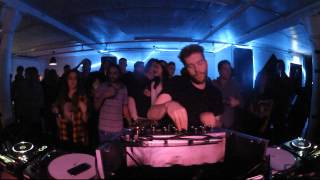 Photo of set Tasker.