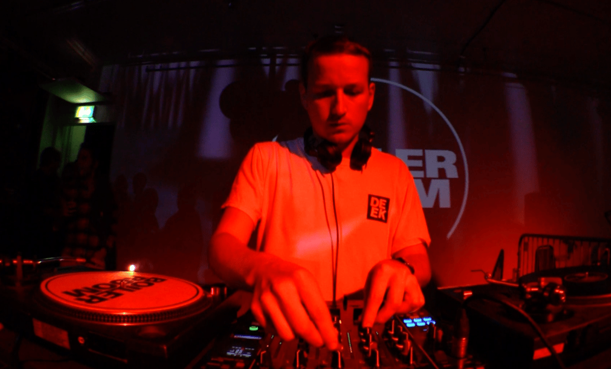 Photo of set Bullion.