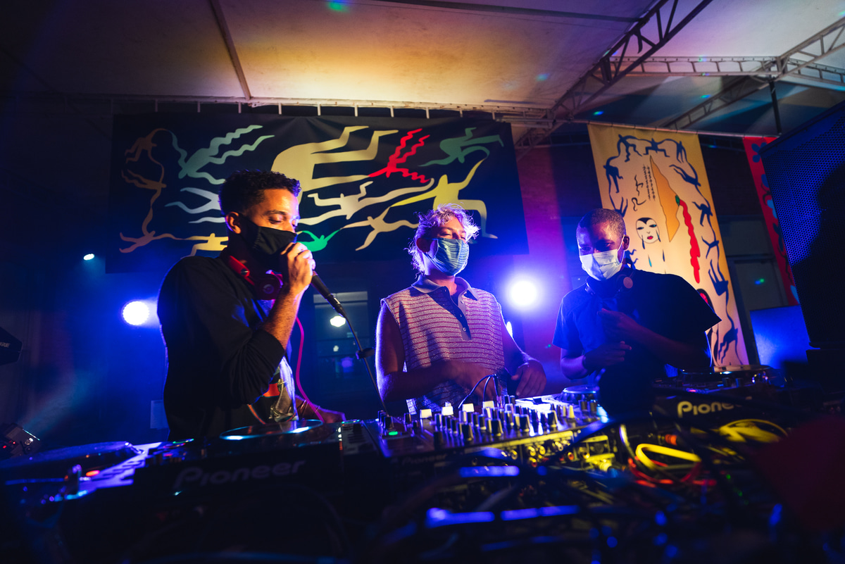 Photo of set Papi Juice.