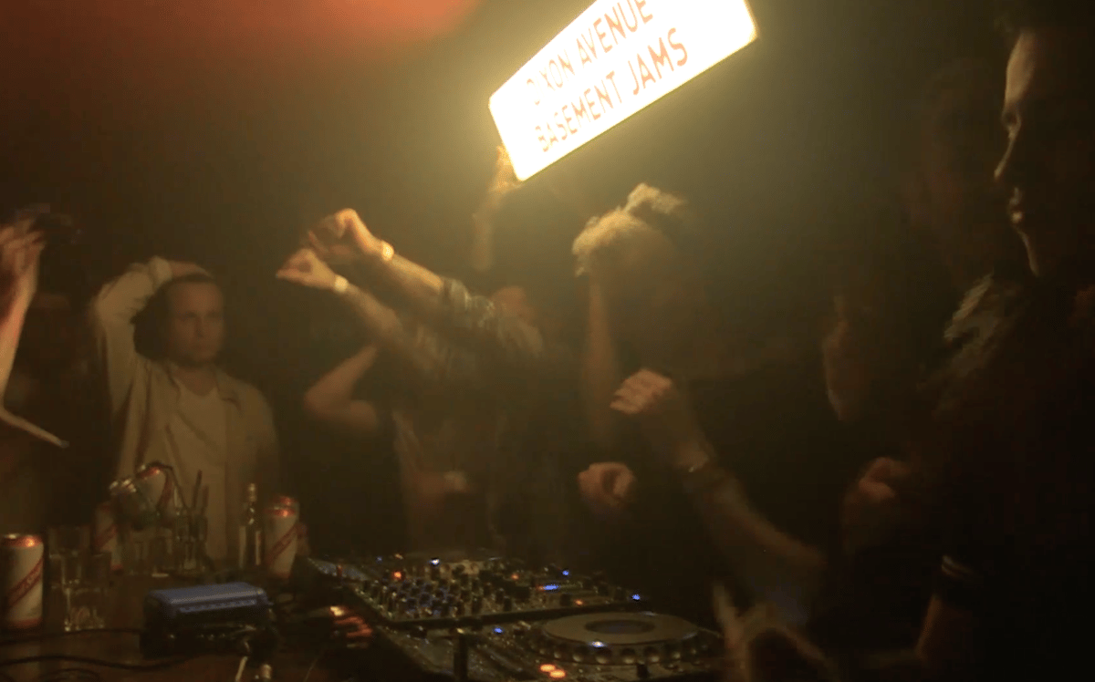 Photo of set Denis Sulta.