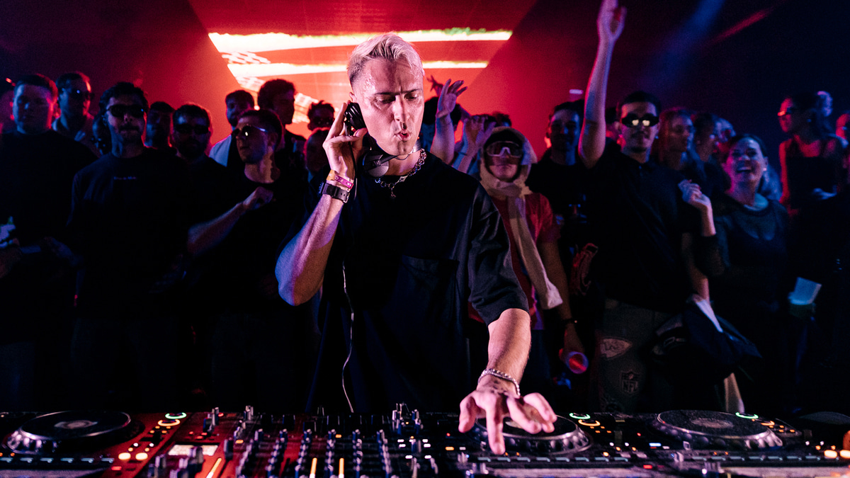 Photo of set Boys Noize.