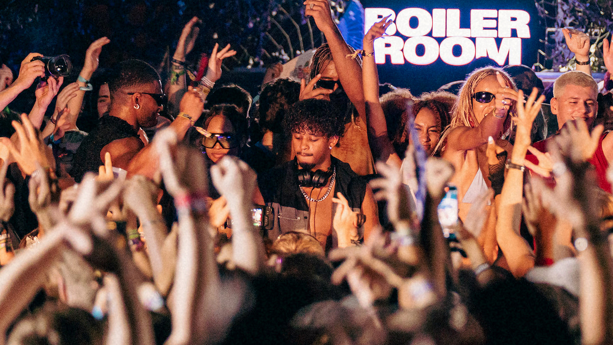 Photo of set DJ Hyperdrive.