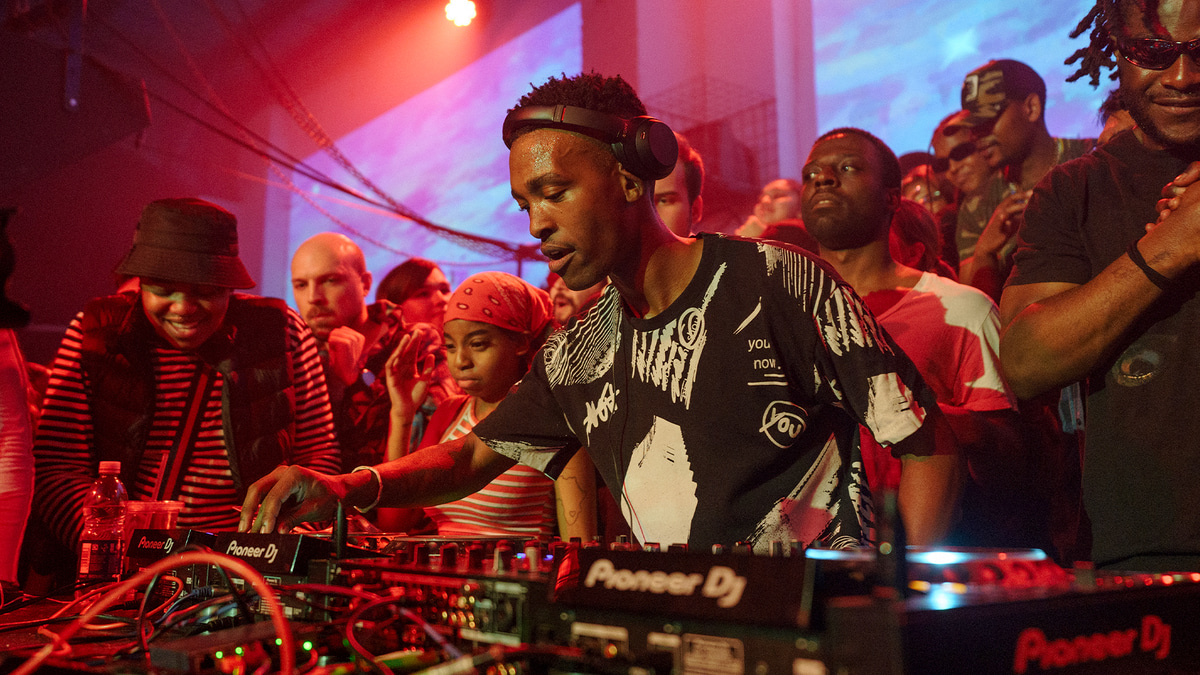 Photo of set DJ Lag.