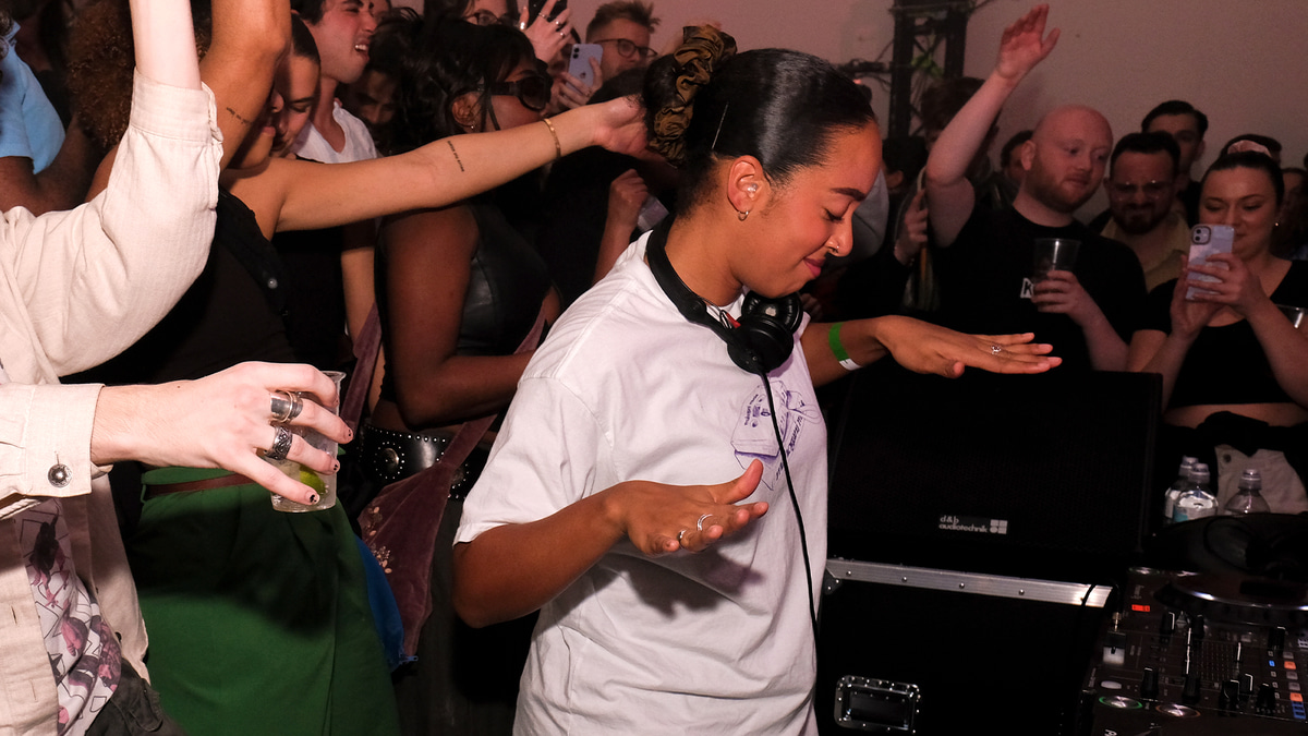 Photo of set Heléna Star.