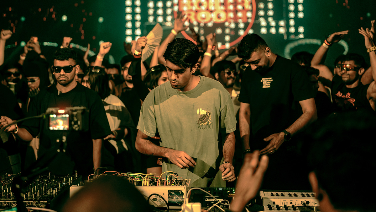 Photo of set Monophonik (Live).