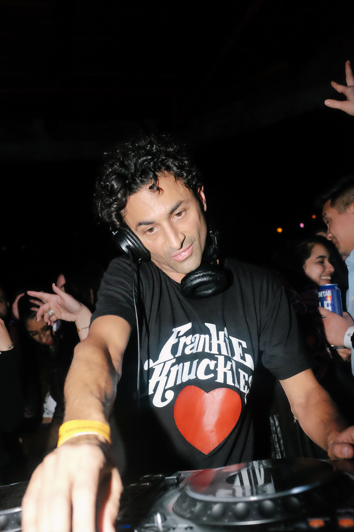 Photo of set Nickodemus.