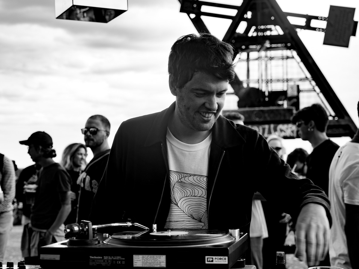 Photo of set Andrew James Gustav.